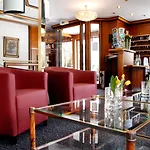 Ambassador Parkhotel Hotel 3*