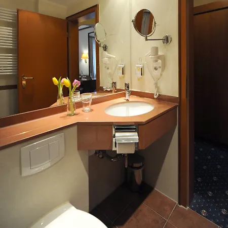 Ambassador Parkhotel