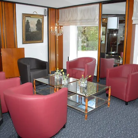 Ambassador Parkhotel Отель 3*