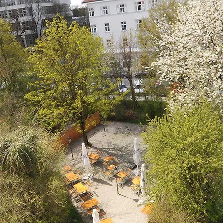 Ambassador Parkhotel München