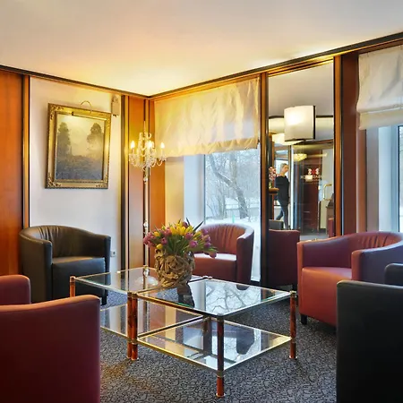 Ambassador Parkhotel Szálloda