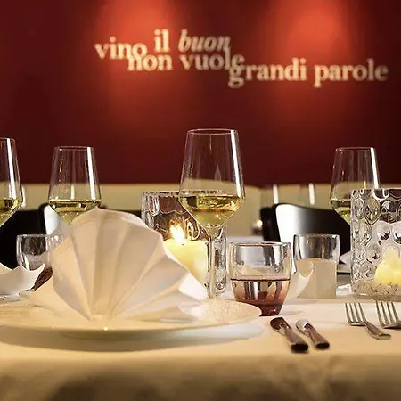 Szálloda Ambassador Parkhotel 3*