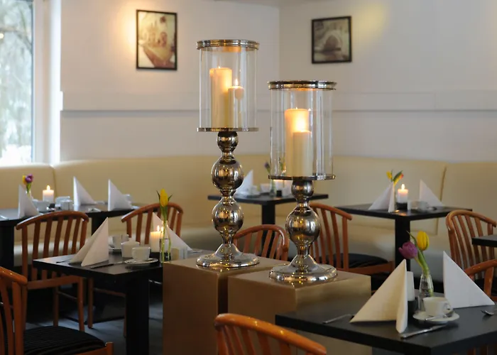 Ambassador Parkhotel 3*