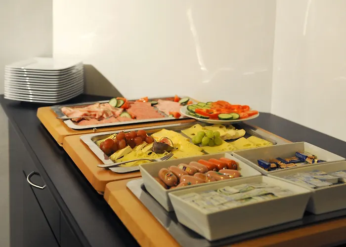 Ambassador Parkhotel 3*
