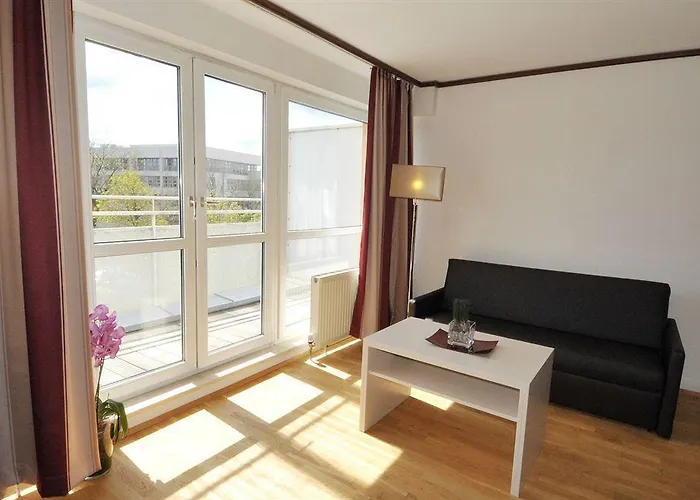 Hotel Ambassador Parkhotel 3*