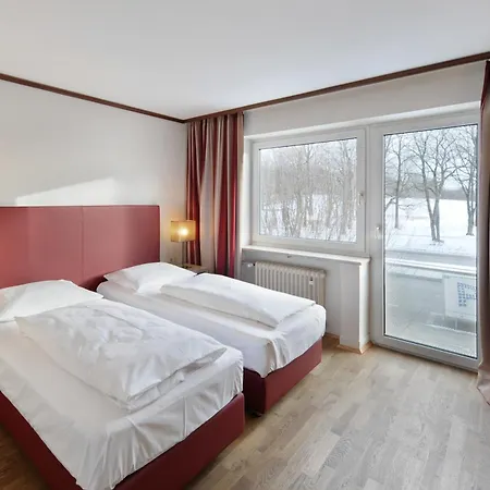 Ambassador Parkhotel 3*