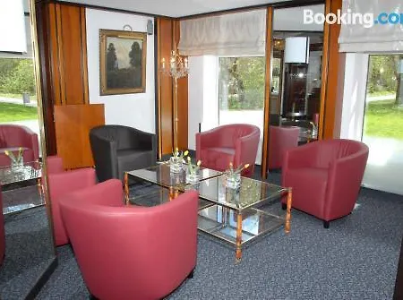 Ambassador Parkhotel München