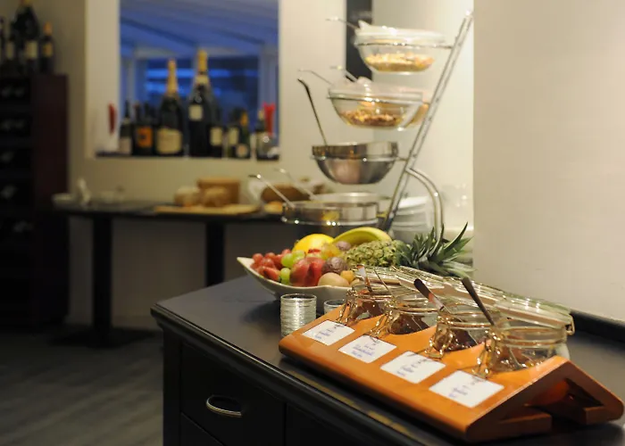 מלון Ambassador Parkhotel